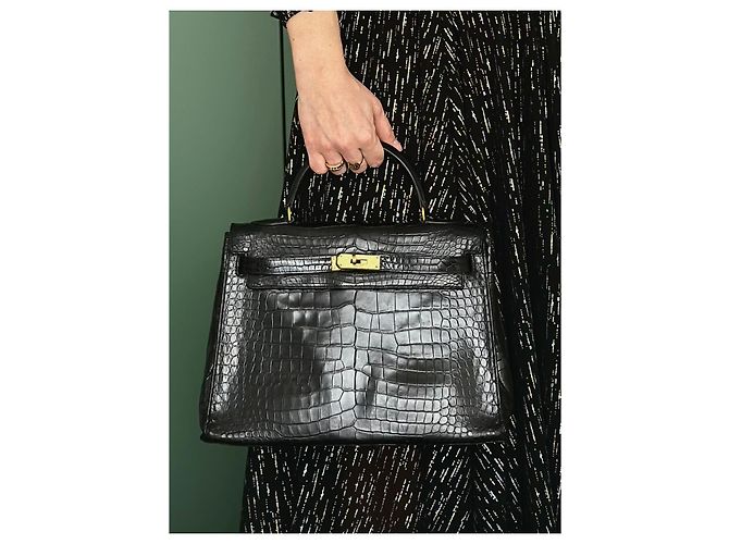 Magnifica borsa Kelly 32cm in pelle di coccodrillo nera di Hermès Nero - vista 9