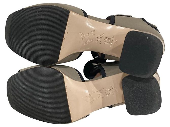 Sandali con tacco spesso e cinturino Marni Grigio - vista 7