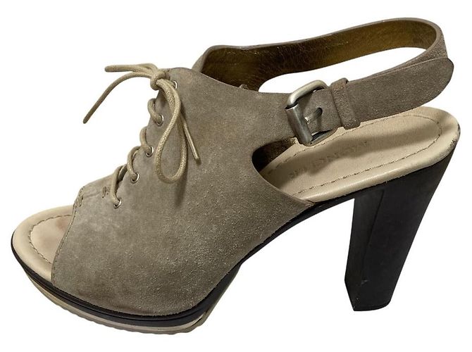 Sandali in suede con lacci Moncler Beige - vista 3