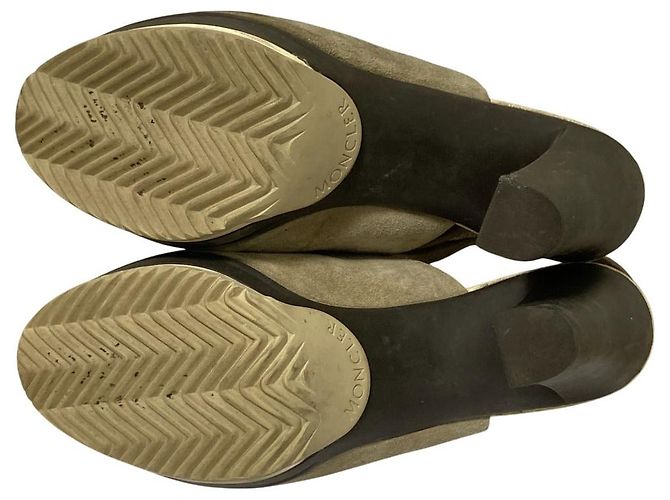 Sandali in suede con lacci Moncler Beige - vista 6