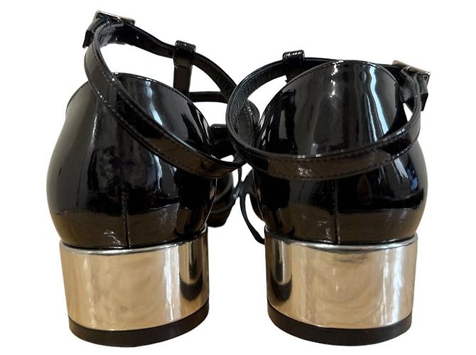 Sandalias de tacón bajo de piel patentada Christian Dior Negro - vista 6