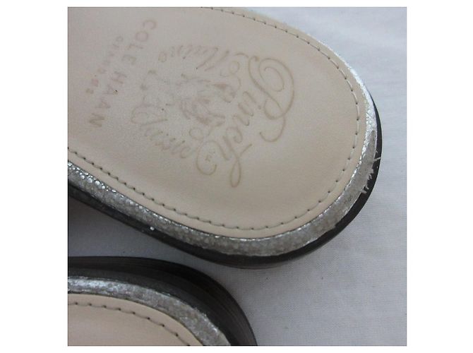 Autre Marque Cole Haan Pinch Kiltie Leder-Mule Silber - Ansicht 8