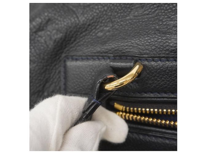 Lumineuse Sac tote Lumineux GM en Monogram Empreinte Louis Vuitton - vue 13