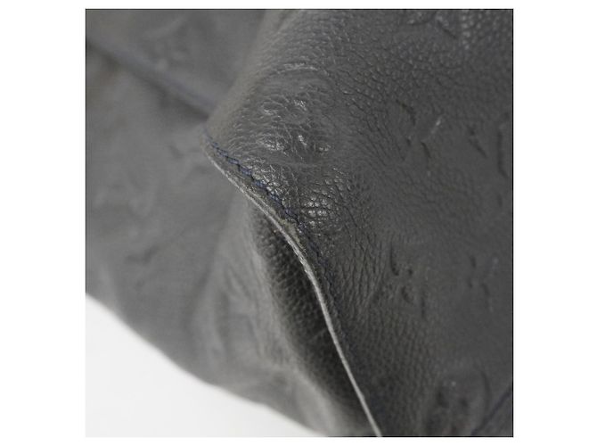 Lumineuse Sac tote Lumineux GM en Monogram Empreinte Louis Vuitton - vue 9