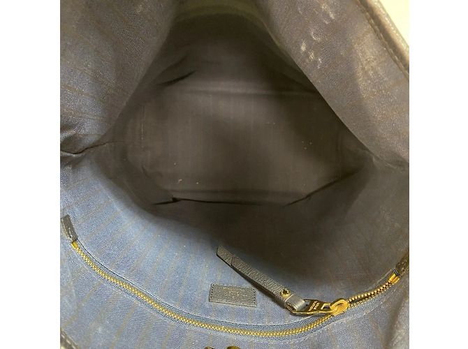 Borsa Tote Citadines PM Monogram Empreinte Louis Vuitton Blu navy - vista 9