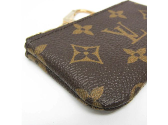 Llave Monograma Louis Vuitton M62650 Castaño - vista 6