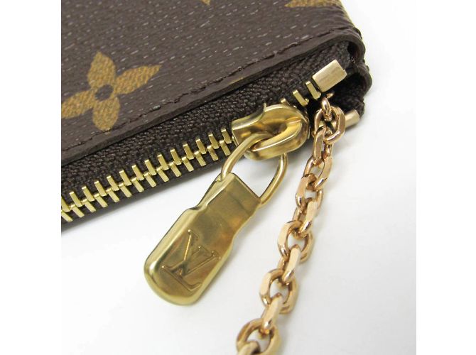 Llave Monograma Louis Vuitton M62650 Castaño - vista 7
