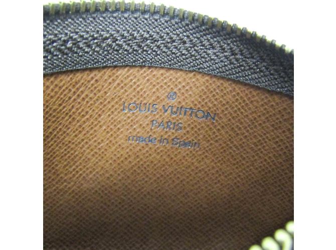 Llave Monograma Louis Vuitton M62650 Castaño - vista 9