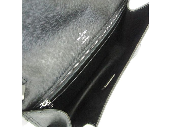 Pochette da uomo Louis Vuitton Taiga Selenga Grigio - vista 3