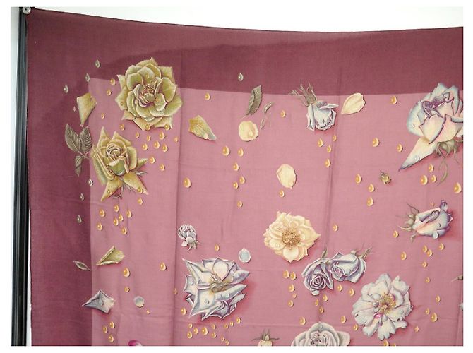 Hermès CHALE HERMES LA ROSEE FIORI ROSA 140 CM IN CACHEMIRE E SETA - vista 2