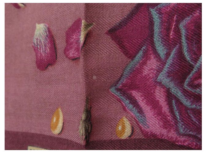 Hermès CHALE HERMES LA ROSEE FIORI ROSA 140 CM IN CACHEMIRE E SETA - vista 7