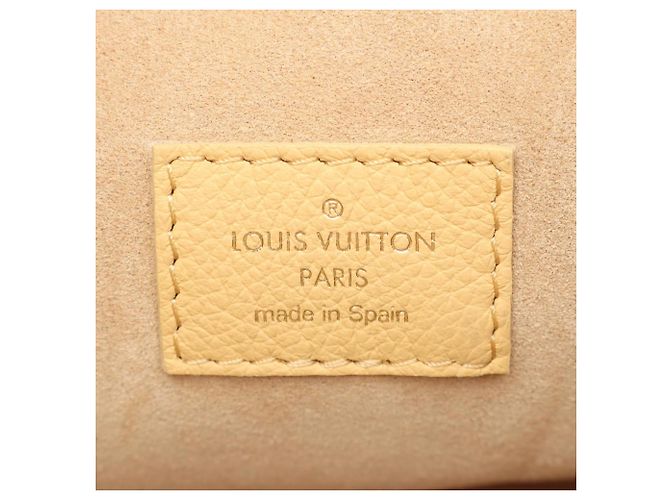 Borsa a Spalla Lowkey Hobo PM Louis Vuitton Beige - vista 4