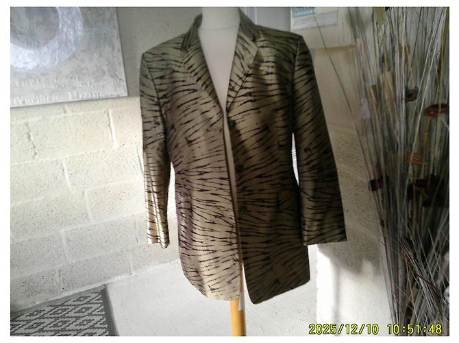 Laurèl Seidenjacke lang Beige Zebra Muster - Ansicht 2