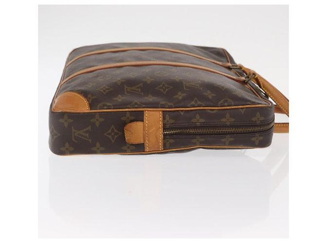 Louis Vuitton Porte-Documents Voyage Monogram Canvas GM Marrone - vista 3