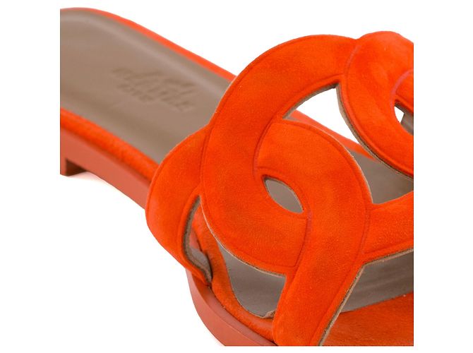 HERMÈS - Sandali Aloha Hermès in suede arancione (T37.5) - vista 4