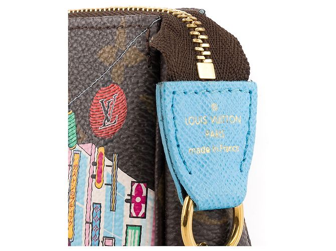 LOUIS VUITTON - Mini Pochette Acessório Louis Vuitton em Lona Monogramada Edição Limitada Multicor - vista 5