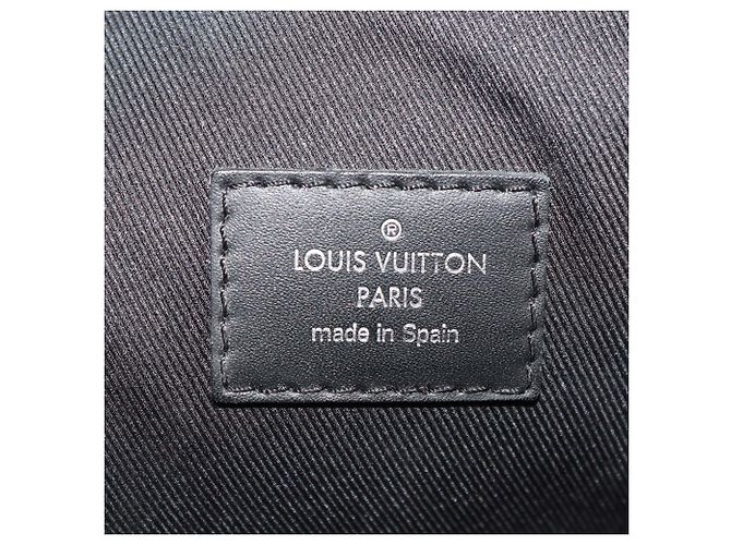 Borsa a tracolla Oliver in pelle Epi nera Louis Vuitton Nero - vista 5