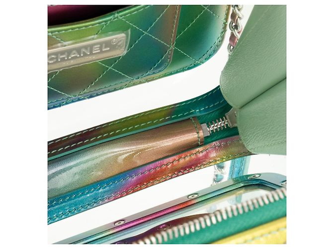 CHANEL - Bolsa de ombro Vanity Rainbow Chanel em PVC e couro iridescente edição limitada Multicor - vista 8