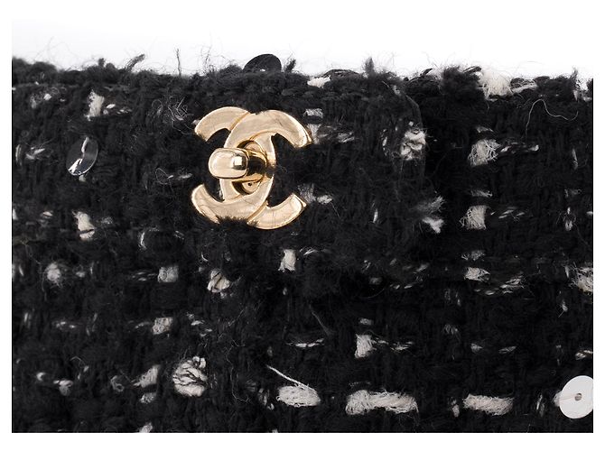 CHANEL - Stivaletti Chanel in tweed nero e paillettes (T38) - vista 4