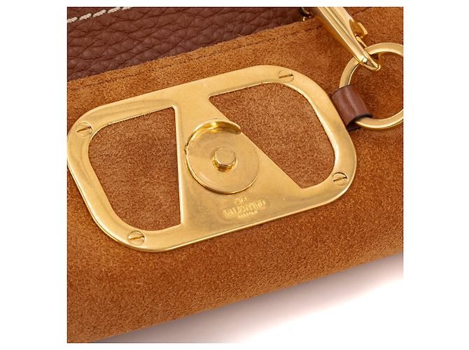 Valentino Garavani VALENTINO - Borsa a tracolla VSling Valentino in pelle martellata marrone - vista 6