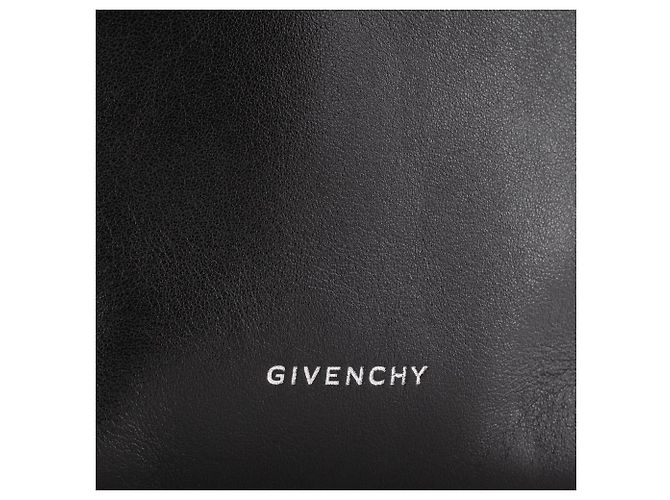 GIVENCHY - Voyou Shoulder Bag in Black Leather - view 5
