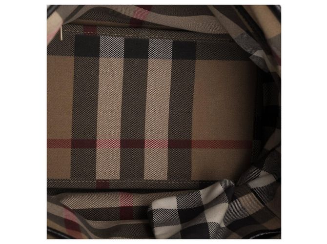 BURBERRY - Borsa a mano Burberry in pelle nera granulata Nero - vista 9