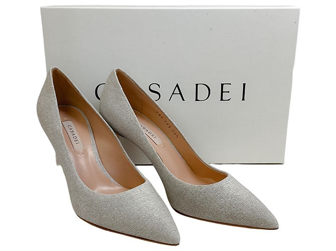 Silberne Glitzer-Stoff-Pumps von Casadei - Ansicht 6