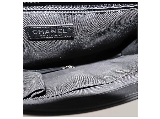 Borsa Boy Flap Grande in Pelle Trapuntata Nera Chanel Nero - vista 6