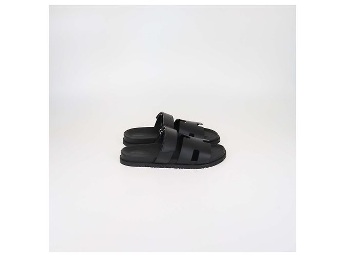 Sandali Chypre in pelle nera Hermès Nero - vista 3
