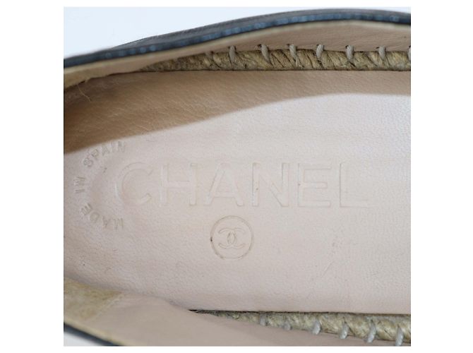 Espadrilles Planos de Cuero Negro CC de Chanel - vista 6