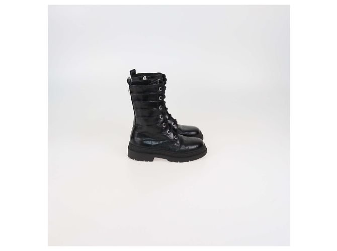 Autre Marque Botas de Cano Curto em Couro Preto com Estampa de Crocodilo Versace Kids - vista 3