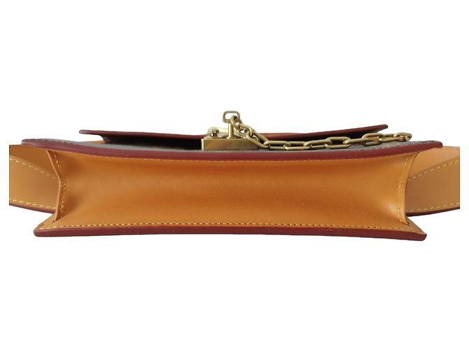 Pochette Louis Vuitton S Lock in tela monogram e pelle naturale Marrone - vista 10