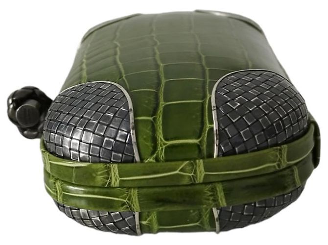 Pochette Bottega Veneta Knot in Coccodrillo Verde con Chiusure e Angoli in Argento Vera - vista 6