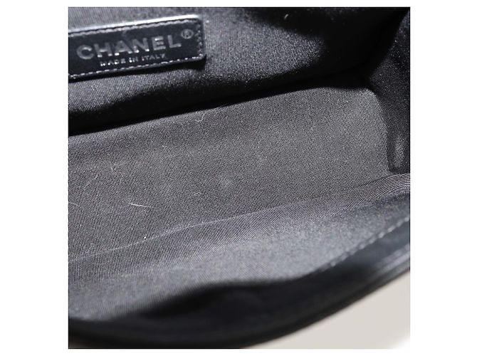 Borsa Boy Flap Media in Pelle Trapuntata Nera di Chanel Nero - vista 6