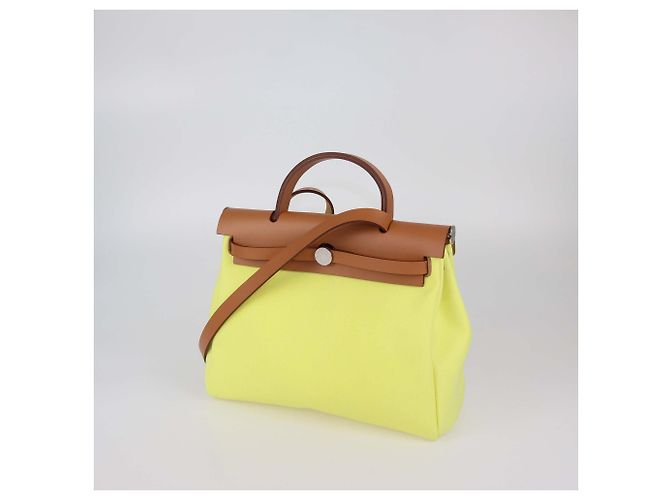 Hermès Borsa Hermes Lime/Natural Toile e Vache Hunter Herbag Zip 31 D'oro - vista 3