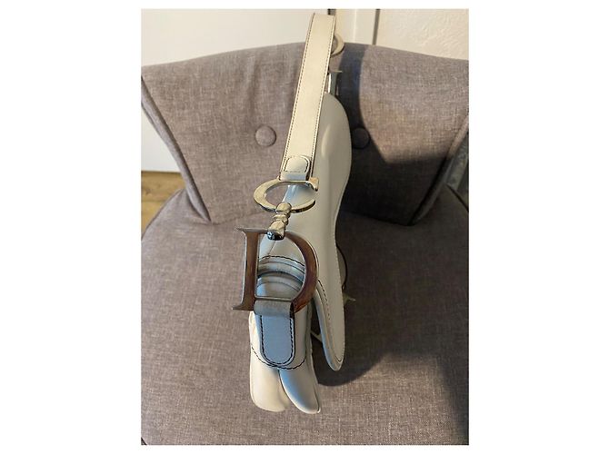 Borsa Dior Saddle in pelle bianca Bianco sporco - vista 4