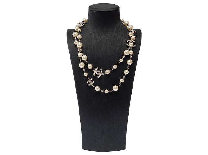 Gioielli CHANEL CC in Perla Bianca - 103170 Bianco - vista 3
