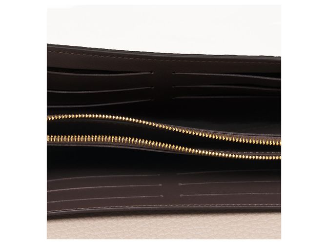 LOUIS VUITTON Capucines Lederaccessoire in Grau - 102774 - Ansicht 7