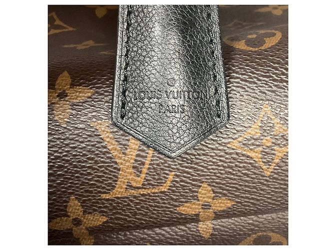 Borsa Pallas Chain Shopper Monogram in tela Louis Vuitton marrone / nera - vista 16