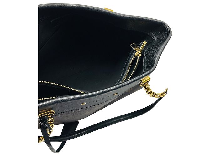 Borsa Pallas Chain Shopper Monogram in tela Louis Vuitton marrone / nera - vista 7