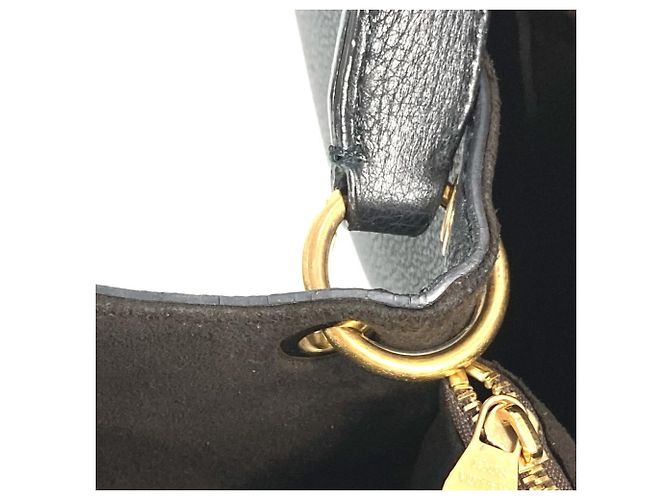 Borsa Trocadero in Monogram Empreinte di Louis Vuitton Nero - vista 10