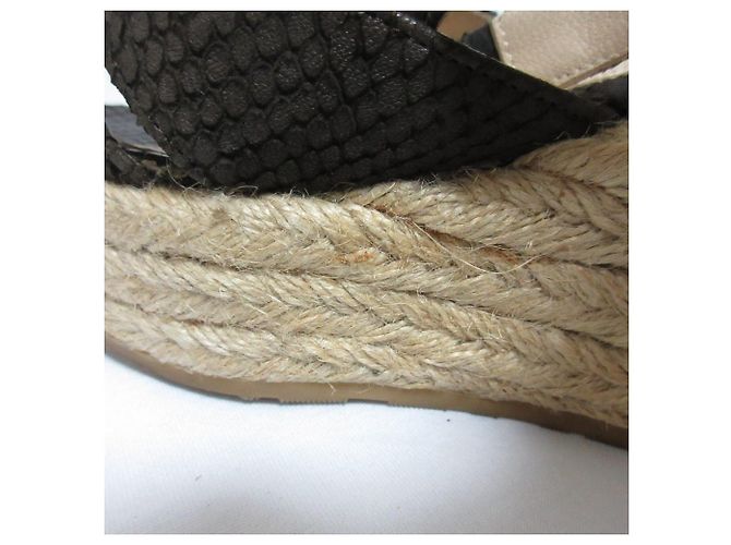 Sandali con zeppa e cintura Jimmy Choo Marrone - vista 15