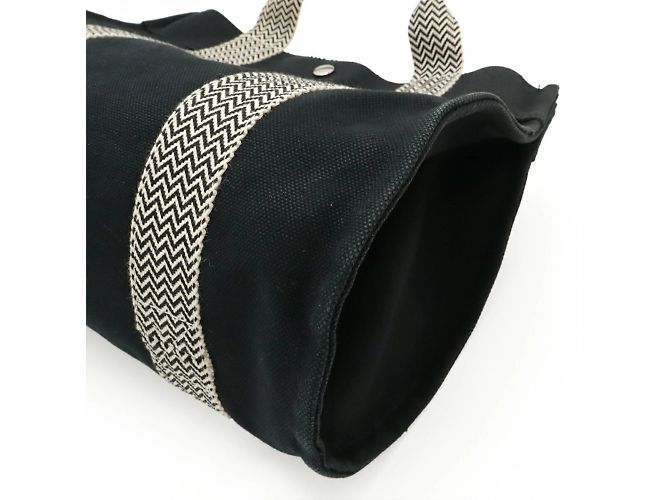 Bolso Tote PM Cannes de Hermès Negro Crudo - vista 4