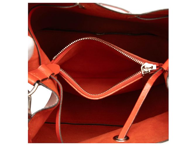Néonoé Louis Vuitton Pink Epi Neonoe MM Rosa - vista 4