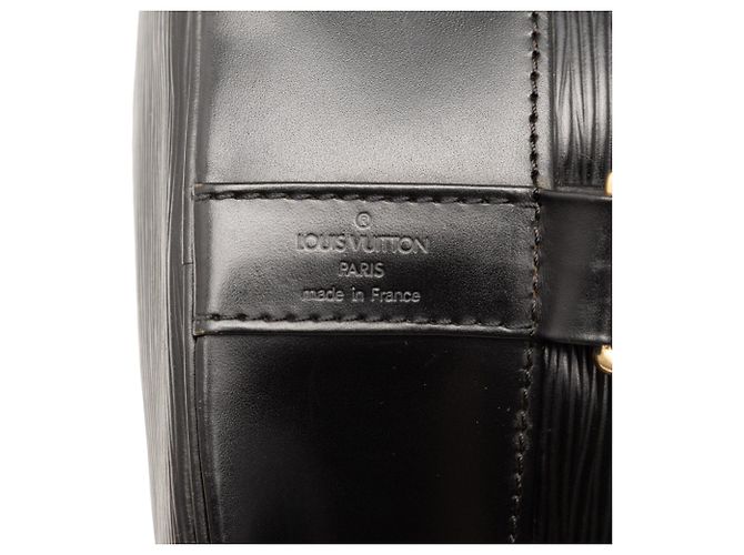 Louis Vuitton Randonnee PM in Epi Nero - vista 5