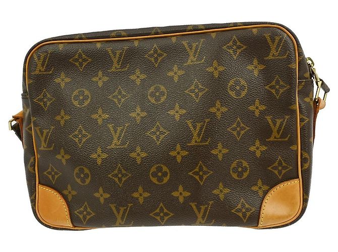 Louis Vuitton Nil Messenger Bag aus Monogramm-Canvas 28 Braun - Ansicht 2