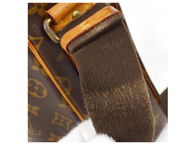Borsa Messenger Abbesses Louis Vuitton in tela Monogram Marrone - vista 6