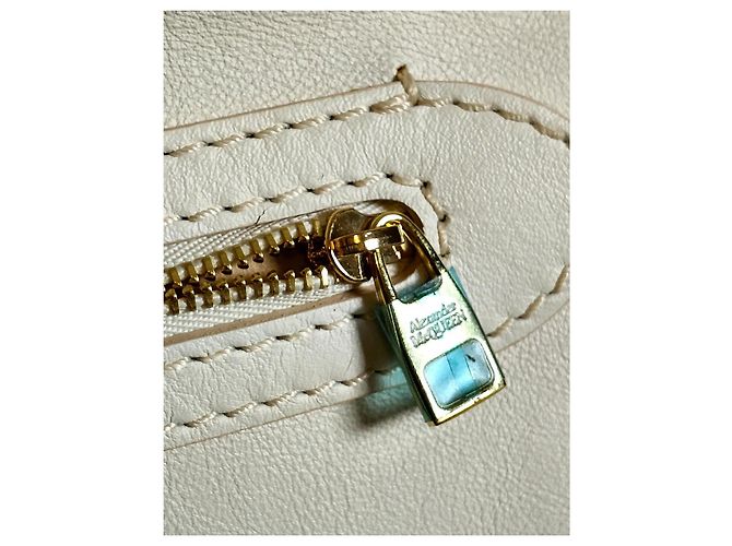 Alexander McQueen The Story borsa a tracolla in pelle bianca Bianco - vista 10