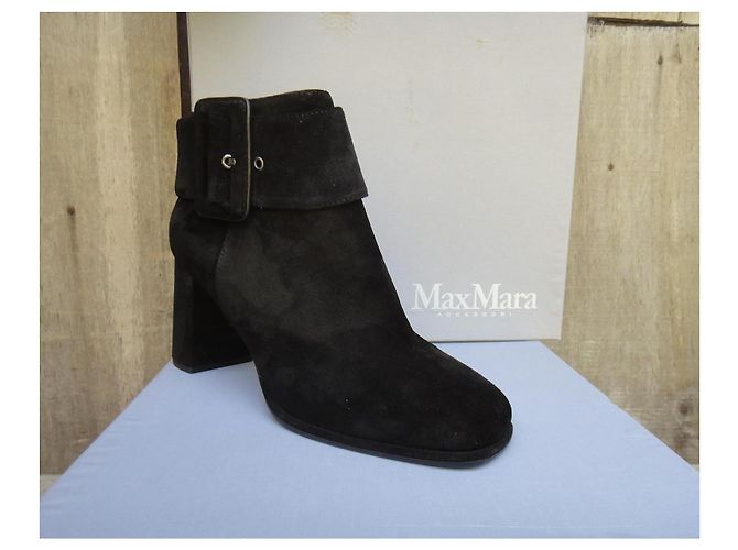 Stivaletti Max Mara Neri in Camoscio Nero - vista 2