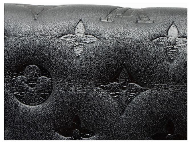 Pochette Coussin de cordero con estampado Monogram de Louis Vuitton Negro - vista 9